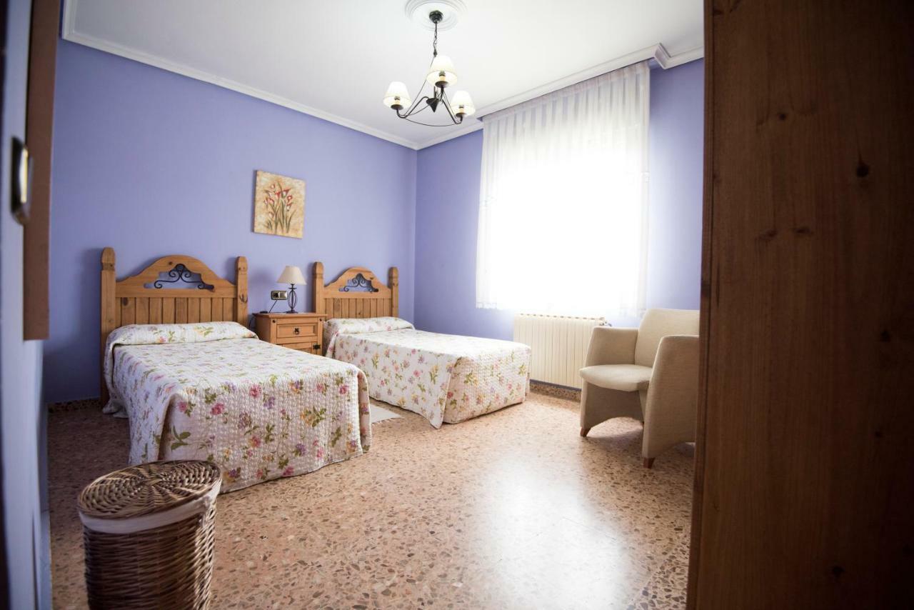 Maria La Carbayeda Guest House Луанко Екстериор снимка